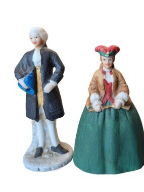 Vintage Enesco Williamsburg Village Figurines Man Woman Colonial Pair #2